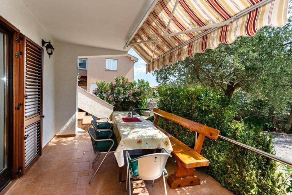 Adria-Holiday House With A Private Pool In Krk Kornić 外观 照片