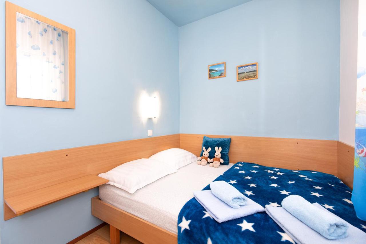 Adria-Holiday House With A Private Pool In Krk Kornić 外观 照片